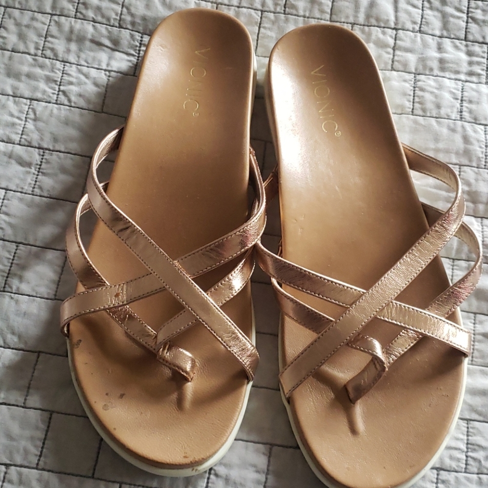 Vionic rose gold sandals